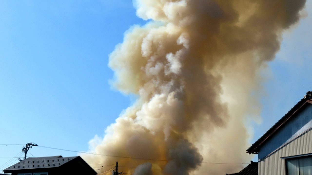 火事情報 新潟県柏崎市四谷3丁目付近で火災発生 出火の原因は 火災現場はどこ 火事の動画 写真 画像まとめ 22年2月9日 ｆｐによる生命保険 損害保険の選び方講座